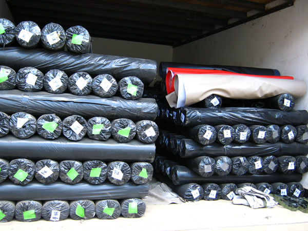 人造革倉(cāng)庫(kù)成品三